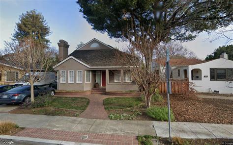 Single-family residence in Palo Alto sells for $3.9 million